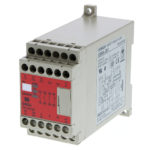 Реле безопасности Omron