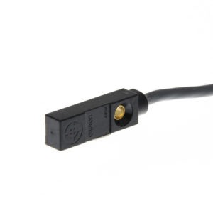 Датчик индуктивный, неэкранированный, 1.5мм, DC, 3-wire, NPN-NO, кабель 2м — Omron